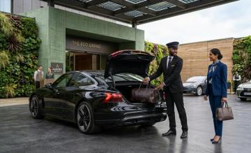 Professional Chauffeur Services for Business & Personal Travel