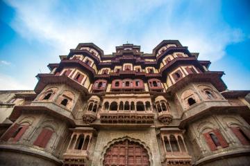 Rajwada Palace in Indore: A Blend of History and Artistry
