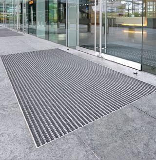 Keep your entryway clean and safe with our heavy-duty aluminium entrance mats. High-durability, slip
