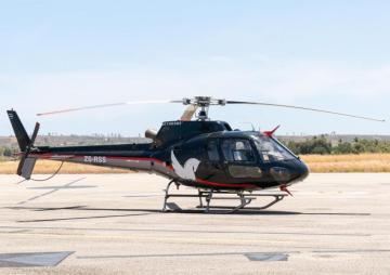 Madagascar Tour on Helicopter – Luxury Flying Safari Adventure Across Untamed Landscapes