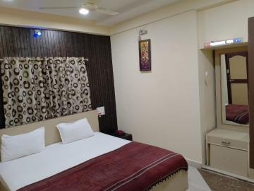 Book /HOTEL /VAIDYA /REGENCY & MANUHAR RESTAURANT Balaghat - Asia - Hotels & Resorts.