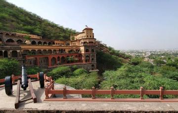 Stunning Destination Wedding Venues in Neemrana
