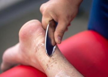 Comprehensive Diabetic Foot Ulcer Treatment by Expert Specialists