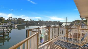 Waterfront Suites in St Pete Beach | Bay View Resorts