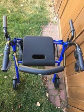 Rolling walker for Seniors