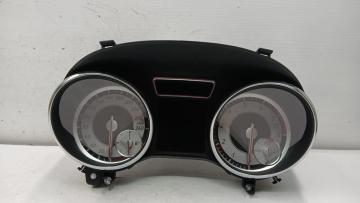 MERCEDES BENZ W156 GLA SPEEDOMETER INSTRUMENT CLUSTER