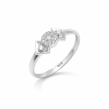 925 Sterling Silver Rings – Elegant, Meaningful & Perfect for Valentine & Propose Day