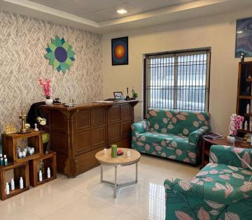 Why Is Your Anal Fissure Not Healing? Consult a Fissure Specialist in Noida