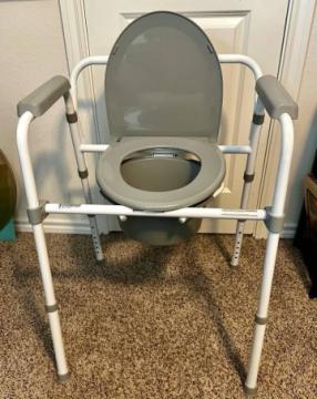 Bedside commode