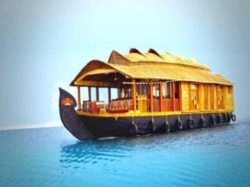 Blue Lotus Houseboats – Premium House Boat Kerala Experience