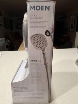 Detachable shower head
