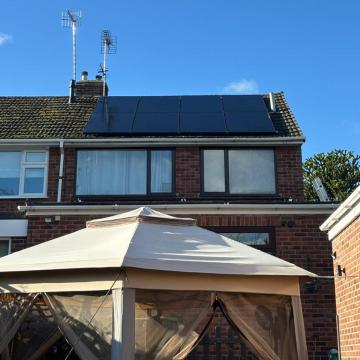 solar panels and battery installation uk
