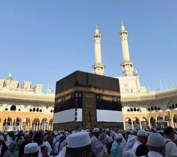 Female Umrah Package – Safe & Comfortable Spiritual Journey