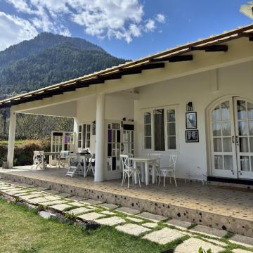 Book the Best Luxury Hotel in Manali for Your Next Vacation | Ekaa House