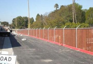 Cedar Fencing Near Santa Ana