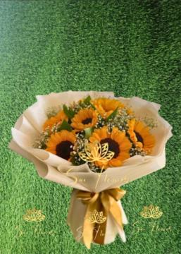 Which occasions are perfect for Same Day Flower Delivery in Delhi?