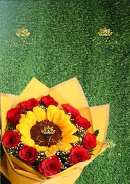 How can I keep my bouquet fresh after receiving flower delivery in Amar Colony?
