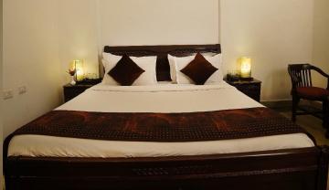 Book /MPT /Champak /Bungalow /Pachmarhi - MPTDC - Asia - Hotels & Resorts.
