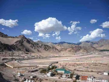 Ladakh tour packages and that strange calm feeling