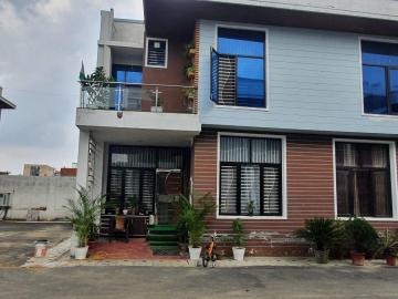 Green Villa 2 - Buy an Authority Villa in Noida Extension