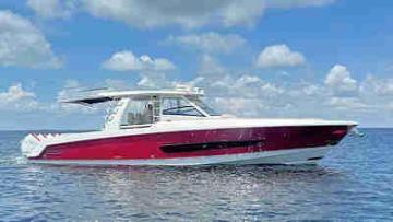 Boat Marinas in Florida with Convenient Services and Easy Access