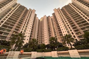 DLF The Summit Gurgaon | Resale Flats in Sector 54