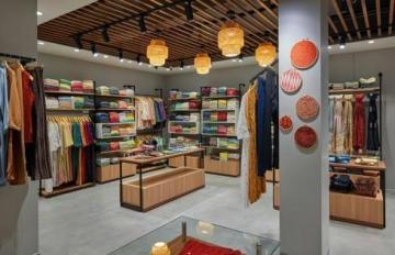 Retail Decorating That Reflects Local Taste for Mumbai