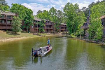 Luxury Condo Vacation Rentals at Lake Ouachita Vacation Realty