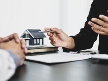 real estate law services in Cleveland, OH