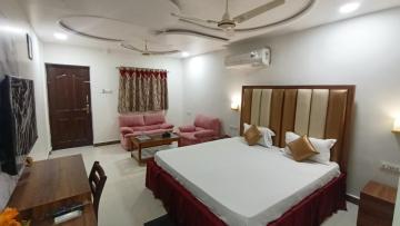 Book /HOTEL /VAIDYA /REGENCY & MANUHAR RESTAURANT Balaghat - Asia - Hotels & Resorts.