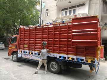 Packers and Movers in Laxmi Nagar