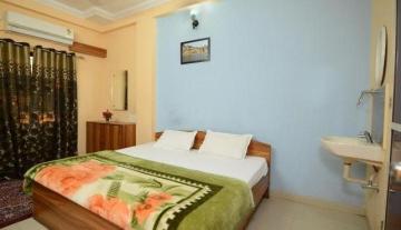 Book Hotel Ashray Maheshwar | Best Hotel in Maheshwar Asia Hotels and Resorts.