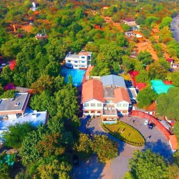 Best Resorts in Udaipur – Perfect Blend of Luxury and Scenic Beauty