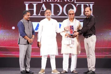 Dr Durga Shankar Dhillan awarded for Best hip replacement in kota