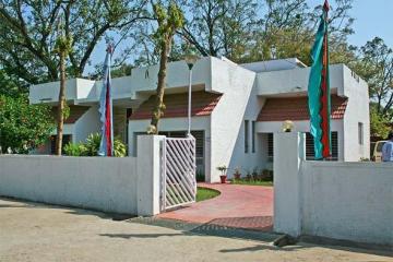 Book /MPT /Pipariya /Tourist /Motel - MPTDC, Pipariya - Asia - Hotels & Resorts.