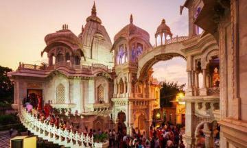 Delhi to Agra One Day Tour by Bus